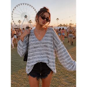 Grey Nordstrom BP Striped Oversized Lightweight Sweater medium